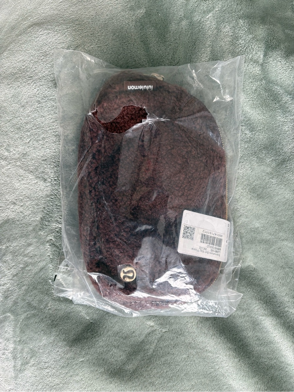 lululemon athletica Burgundy Sherpa belt bag 1L